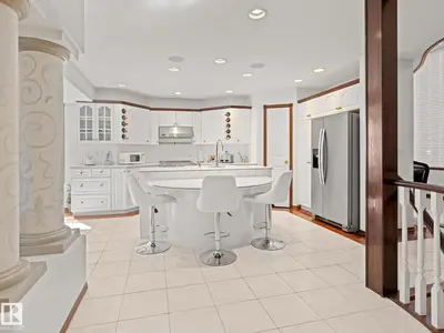 Interior photo 2 of 29 OAKDALE PL