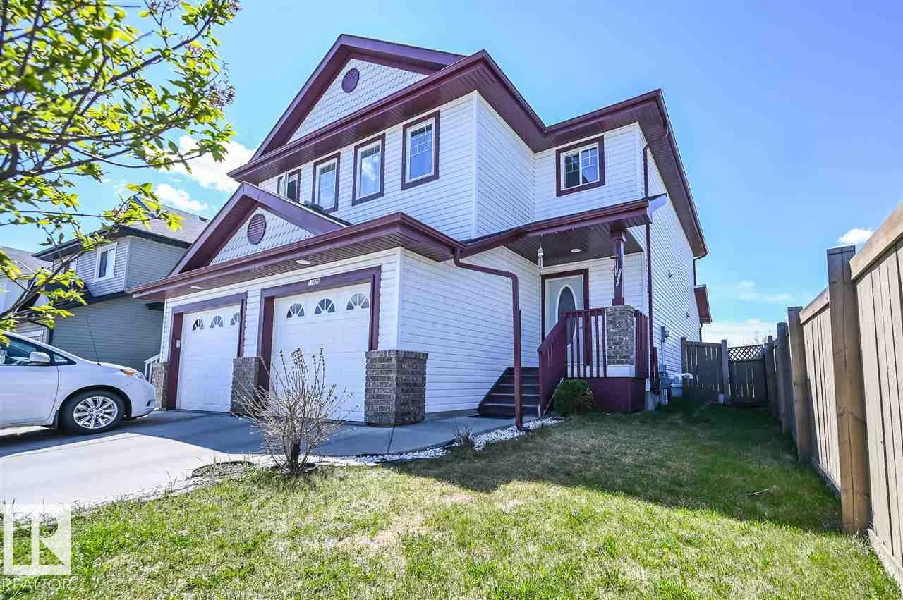 11425 14 AV SW, Edmonton - 3 bedroom Duplex for sale