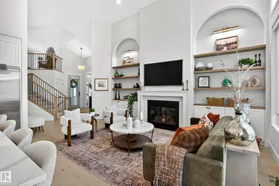 Interior photo 4 of 14 JANE PT