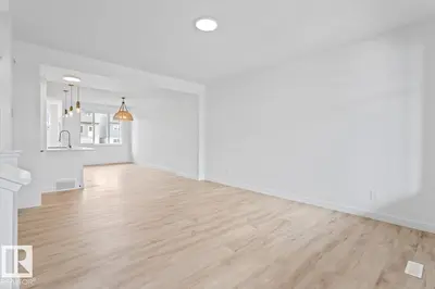 Interior photo 4 of 105 Cuddie DR