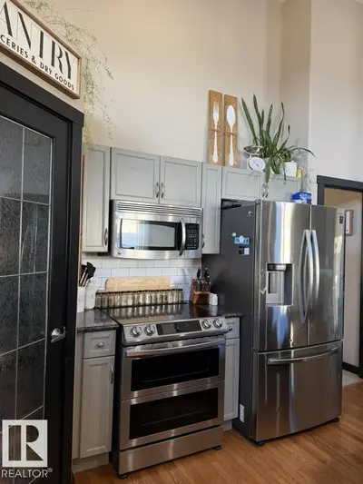 Interior photo 3 of 11024 103 ST