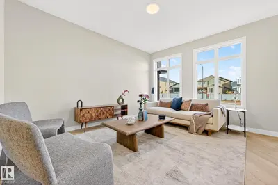 Interior photo 3 of 8245 KIRIAK LO SW