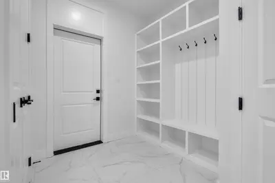 Interior photo 3 of 415 Pine PT