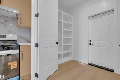 Interior photo 3 of 417 PINE PT