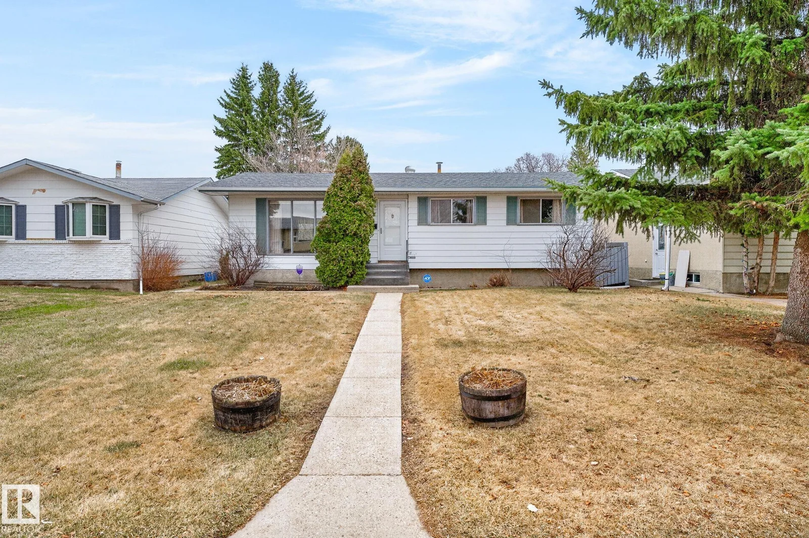 17 BROOKSIDE CR, Spruce Grove - 5 bedroom Detached Single Family for sale