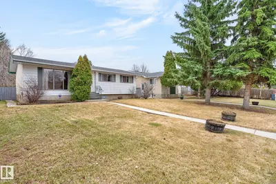 Interior photo 1 of 17 BROOKSIDE CR