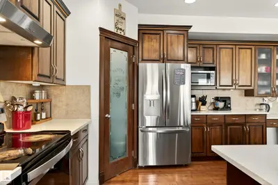 Interior photo 2 of 15408 49 ST NW