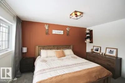 Interior photo 4 of 25 46324 Township road 611