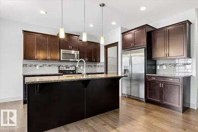 Interior photo 2 of 5912 19 AV SW