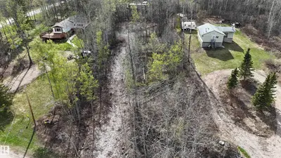 Interior photo 1 of 513, 11131 TWP Rd 600