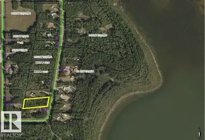 Interior photo 2 of 513, 11131 TWP Rd 600