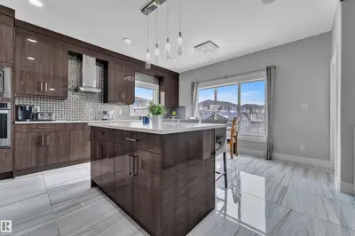 Interior photo 4 of 1404 25 ST NW