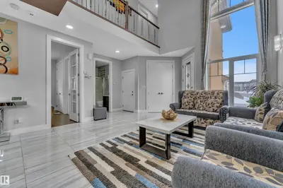 Interior photo 2 of 1404 25 ST NW