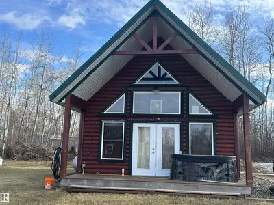 Interior photo 3 of #102 54500 LAC STE ANNE TR