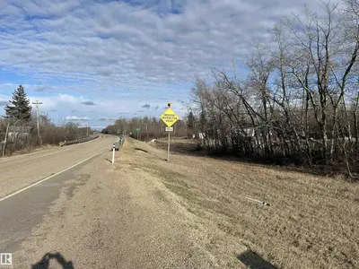 Interior photo 4 of #102 54500 LAC STE ANNE TR