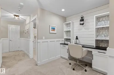 Interior photo 4 of 1110 ARMITAGE CR SW