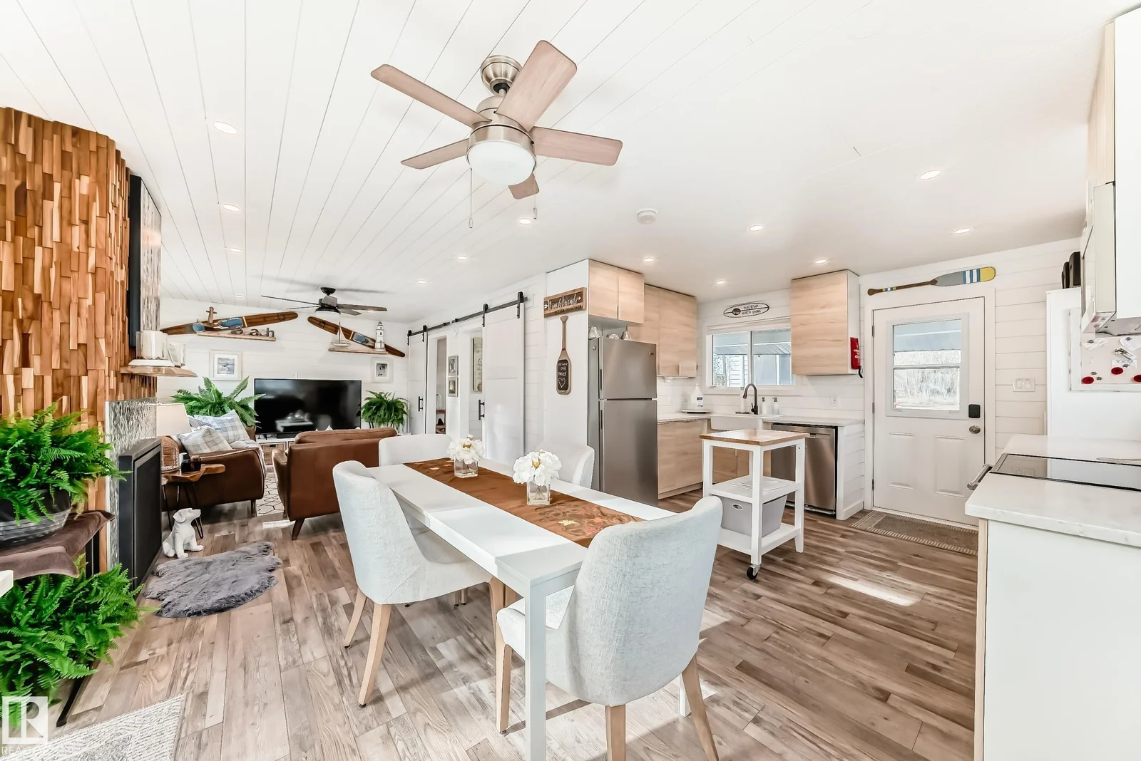 6108 Willow WY, Rural Lac Ste. Anne County - 2 bedroom Detached Single Family for sale