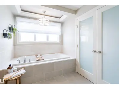 Interior photo 1 of 1611 14 ST NW
