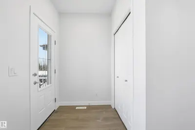 Interior photo 1 of 8628 EDGEMONT LINK LI NW