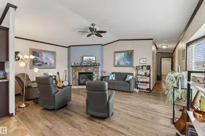 Interior photo 2 of 5914 Kinosoo CR