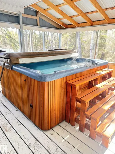 Interior photo 1 of 52 5512 Twp 593A