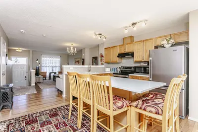 Interior photo 4 of #118 2051 TOWNE CENTRE BV NW