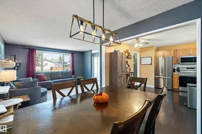 Interior photo 2 of 9419 98 AV