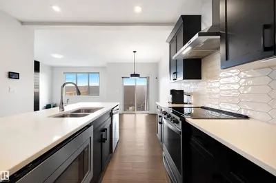 Interior photo 3 of 3193 CHECKNITA WY SW