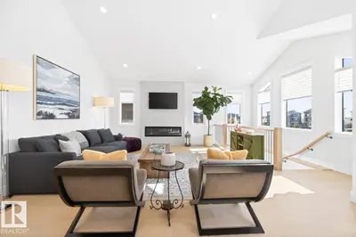 Interior photo 4 of 17 EVERMORE CR