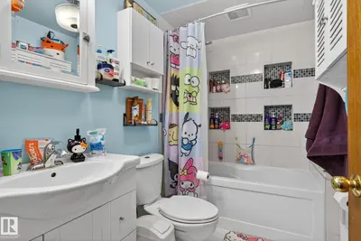 Interior photo 2 of 11227 103 ST NW