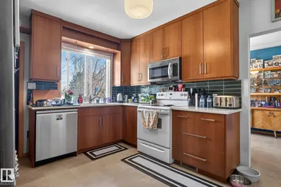 Interior photo 3 of 11227 103 ST NW