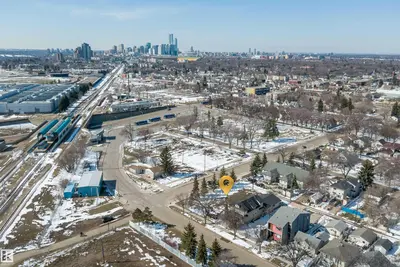 Interior photo 3 of 11906 76 ST NW