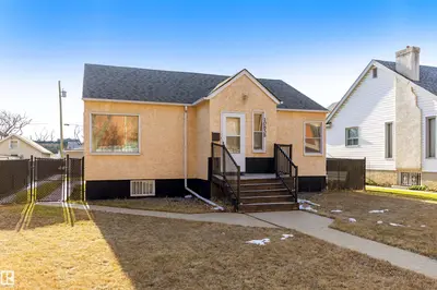 Interior photo 1 of 10838 110 ST NW