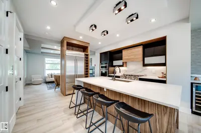 Interior photo 2 of 9625 101 ST NW