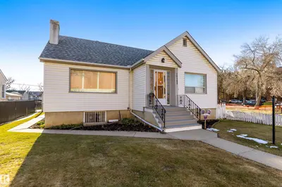 Interior photo 1 of 10842 110 ST NW