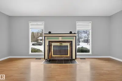 Interior photo 4 of 9017 94 AV