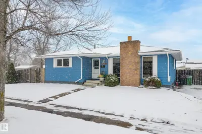 Interior photo 1 of 9017 94 AV