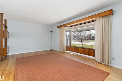 Interior photo 2 of 9411 68A ST NW