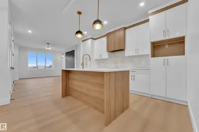 Interior photo 3 of 456 Crystal Creek LI