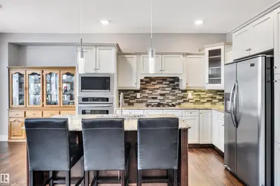 Interior photo 3 of #3 61 LAFLEUR DR