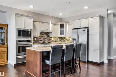 Interior photo 2 of #3 61 LAFLEUR DR