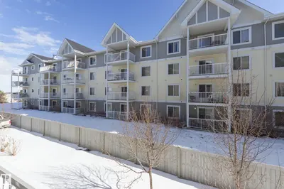 Interior photo 4 of #213 4403 23 ST NW