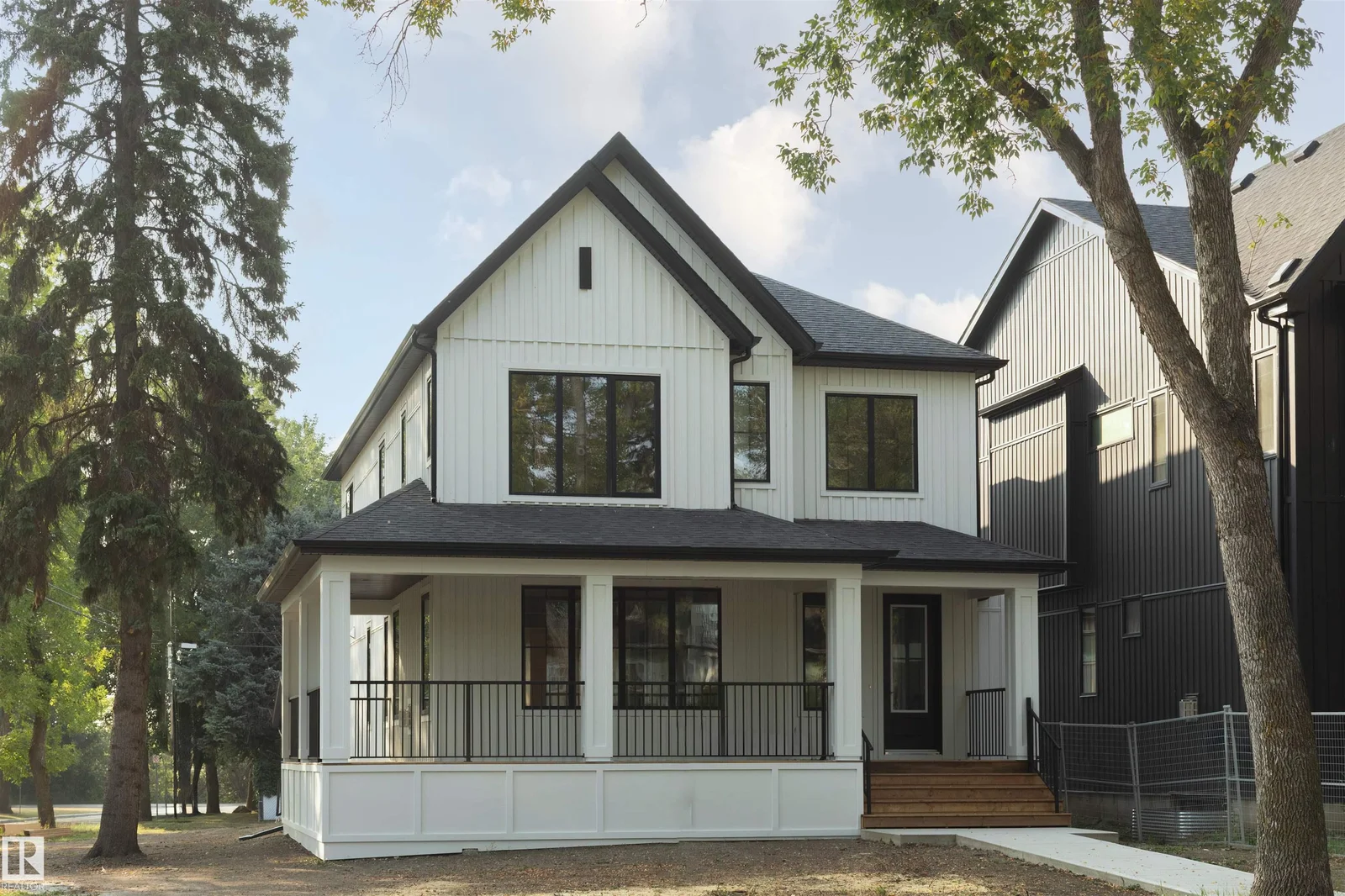 6003 111 AV NW, Edmonton - 6 bedroom Detached Single Family for sale