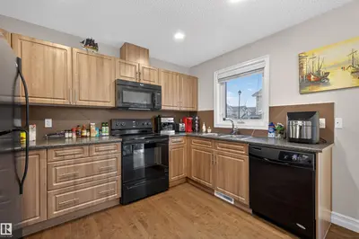 Interior photo 1 of #105 219 CHARLOTTE WY