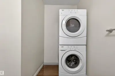 Interior photo 4 of #105 219 CHARLOTTE WY