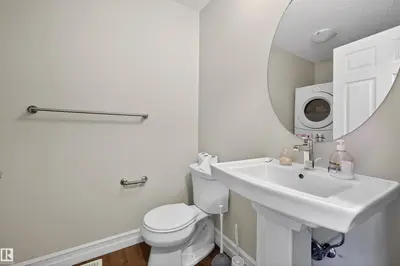 Interior photo 3 of #105 219 CHARLOTTE WY