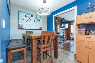 Interior photo 2 of 17 GLENGARRY CR