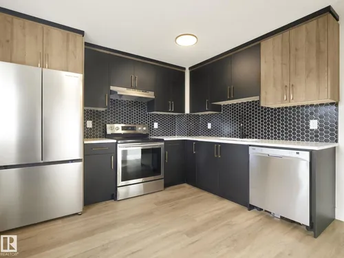 #10 13833 30 ST NW, Edmonton - $265,000