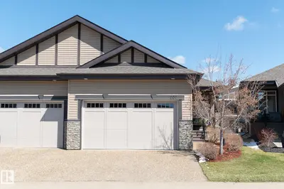 Interior photo 1 of #207 50 HEATHERGLEN DR