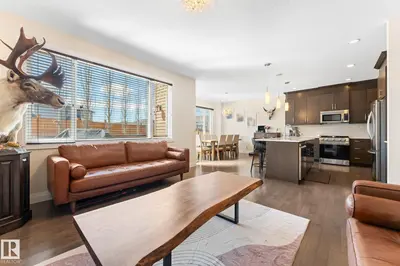 Interior photo 3 of 8 SPRING BA